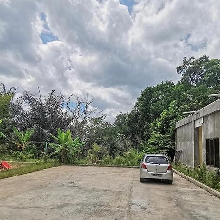 Reddoorz Near Kantor Walikota Bontang Nyerakat المظهر الخارجي الصورة
