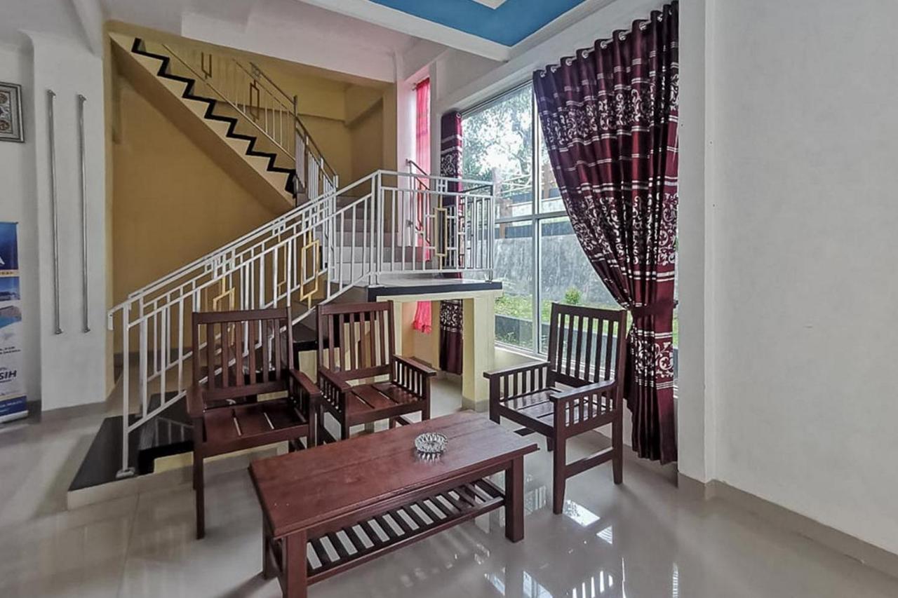 Reddoorz Near Kantor Walikota Bontang Nyerakat المظهر الخارجي الصورة